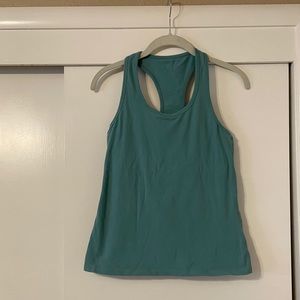 Beyond Yoga tank w built in bra